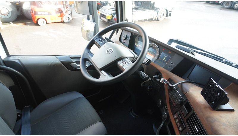 Volvo FH 420 EURO 6 GLOBETROTTER - Камион влекач: слика 5 Volvo FH 420 EURO 6 GLOBETROTTER - Камион влекач: слика 5