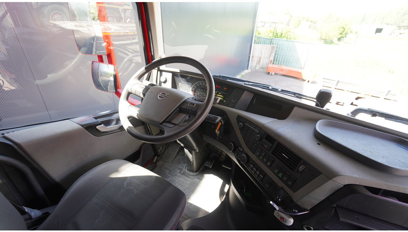 Volvo FH 460 EURO 6 GLOBETROTTER - Камион влекач: слика 5 Volvo FH 460 EURO 6 GLOBETROTTER - Камион влекач: слика 5