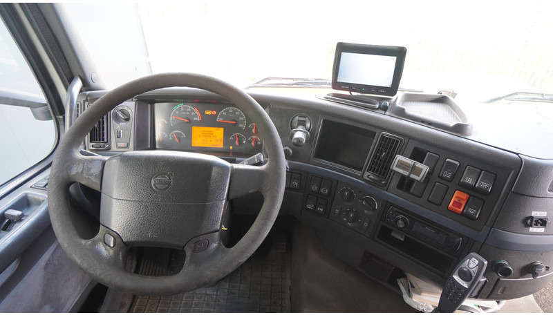 Volvo FH 480 6X2 ADR EURO 5 COMPRESSOR PUMP - Камион влекач: слика 3 Volvo FH 480 6X2 ADR EURO 5 COMPRESSOR PUMP - Камион влекач: слика 3
