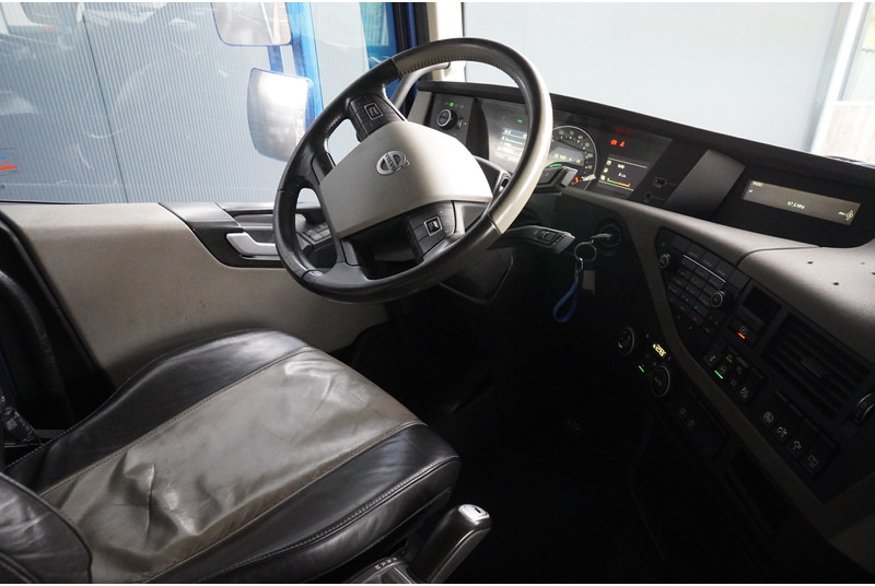 Volvo FH 540 6X2 GLOBETROTTER XL 455.000KM - Камион влекач: слика 5 Volvo FH 540 6X2 GLOBETROTTER XL 455.000KM - Камион влекач: слика 5