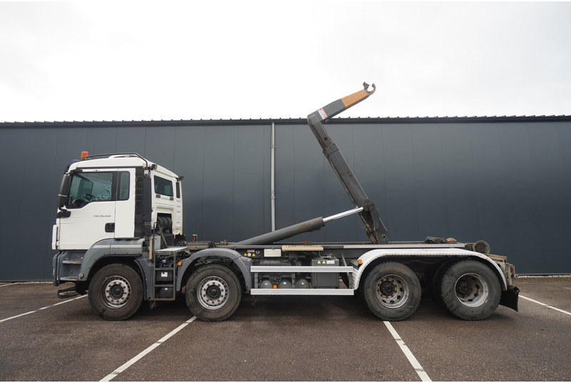 MAN TGS 35.400 8x4 HOOKARM SYSTEM MANUAL GEARBOX - Камион со кука за подигање: слика 1 MAN TGS 35.400 8x4 HOOKARM SYSTEM MANUAL GEARBOX - Камион со кука за подигање: слика 1
