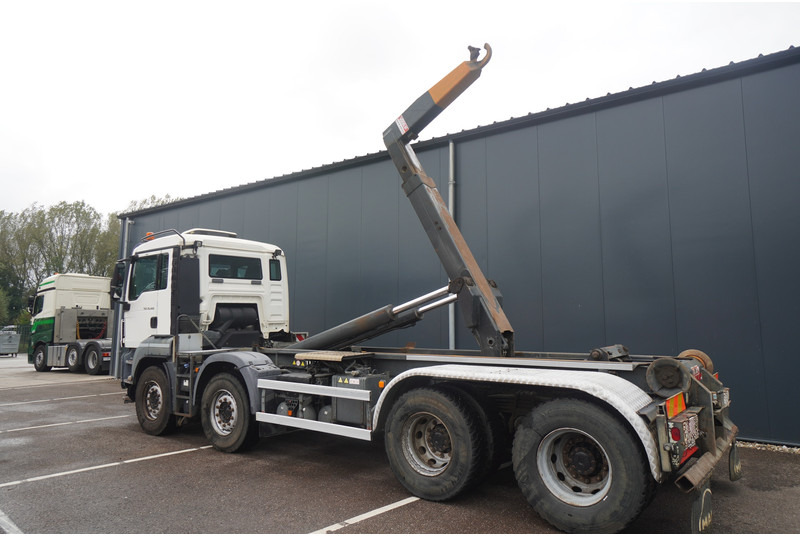 MAN TGS 35.400 8x4 HOOKARM SYSTEM MANUAL GEARBOX - Камион со кука за подигање: слика 3 MAN TGS 35.400 8x4 HOOKARM SYSTEM MANUAL GEARBOX - Камион со кука за подигање: слика 3