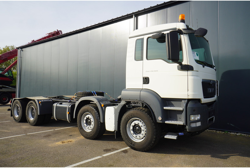 MAN TGS41.400 8X4 BB-WW NEW UNUSED CHASSIS EURO3 - Камион со кабинска шасија: слика 4 MAN TGS41.400 8X4 BB-WW NEW UNUSED CHASSIS EURO3 - Камион со кабинска шасија: слика 4