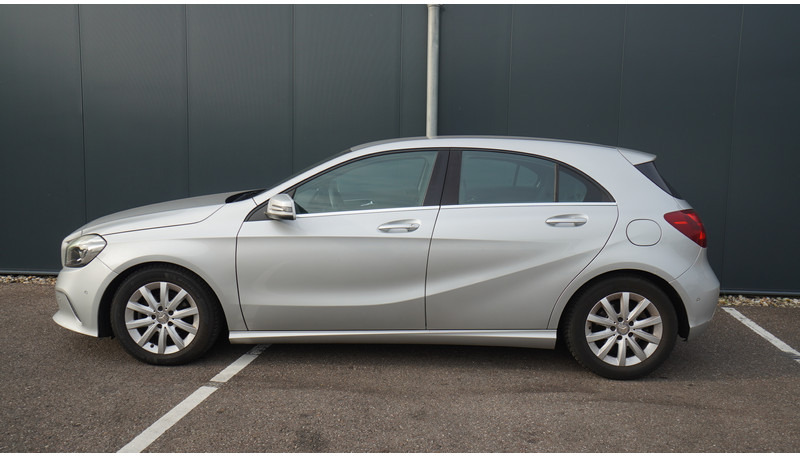 Mercedes-Benz A180d EURO6 - Минибус, Патничко комбе: слика 1 Mercedes-Benz A180d EURO6 - Минибус, Патничко комбе: слика 1