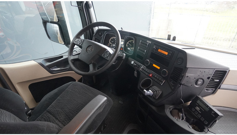 Mercedes-Benz ACTROS 2745 6X2 FRIGO 860.000KM - Камион ладилник: слика 5 Mercedes-Benz ACTROS 2745 6X2 FRIGO 860.000KM - Камион ладилник: слика 5