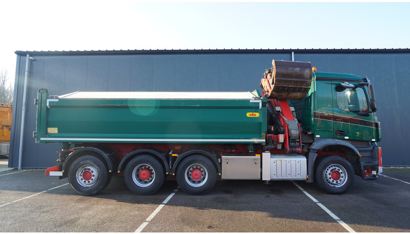 Mercedes-Benz AROCS 3542 8X4 2 SIDE TIPPER WITH HMF Z 1943 CRANE 407.000KM - Камион со кран: слика 4 Mercedes-Benz AROCS 3542 8X4 2 SIDE TIPPER WITH HMF Z 1943 CRANE 407.000KM - Камион со кран: слика 4