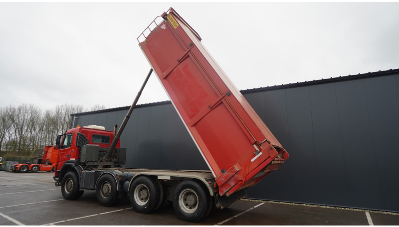 Terberg FM 2000/440 8X8 TIPPER 22.3 M3 647.000KM - Кипер: слика 4 Terberg FM 2000/440 8X8 TIPPER 22.3 M3 647.000KM - Кипер: слика 4