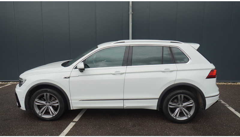 Volkswagen Tiguan 2.0 TDI R LINE 4MOTION - Минибус, Патничко комбе: слика 1 Volkswagen Tiguan 2.0 TDI R LINE 4MOTION - Минибус, Патничко комбе: слика 1
