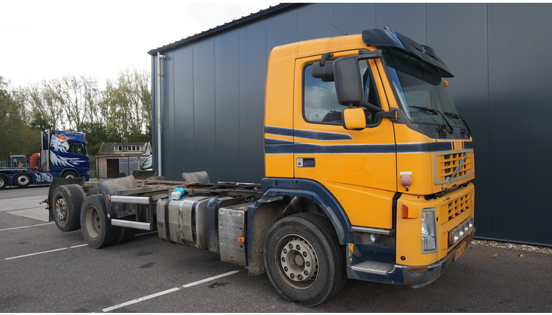 Volvo FM9 340 6X2 CHASSIS EURO 5 480000KM - Камион со кабинска шасија: слика 4 Volvo FM9 340 6X2 CHASSIS EURO 5 480000KM - Камион со кабинска шасија: слика 4
