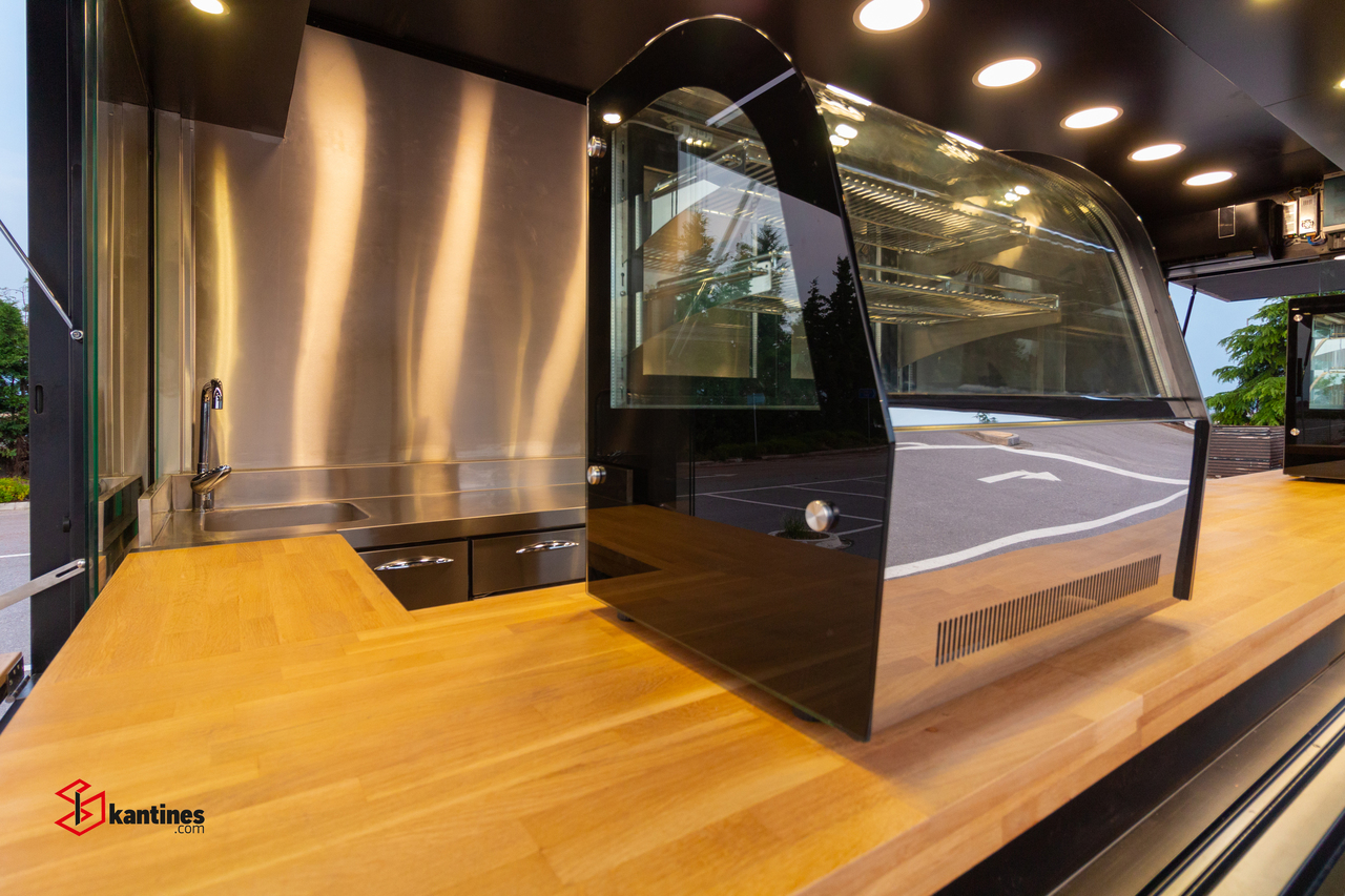 Skretas Box XL Size - Приколка за продажба на добра: слика 4 Skretas Box XL Size - Приколка за продажба на добра: слика 4