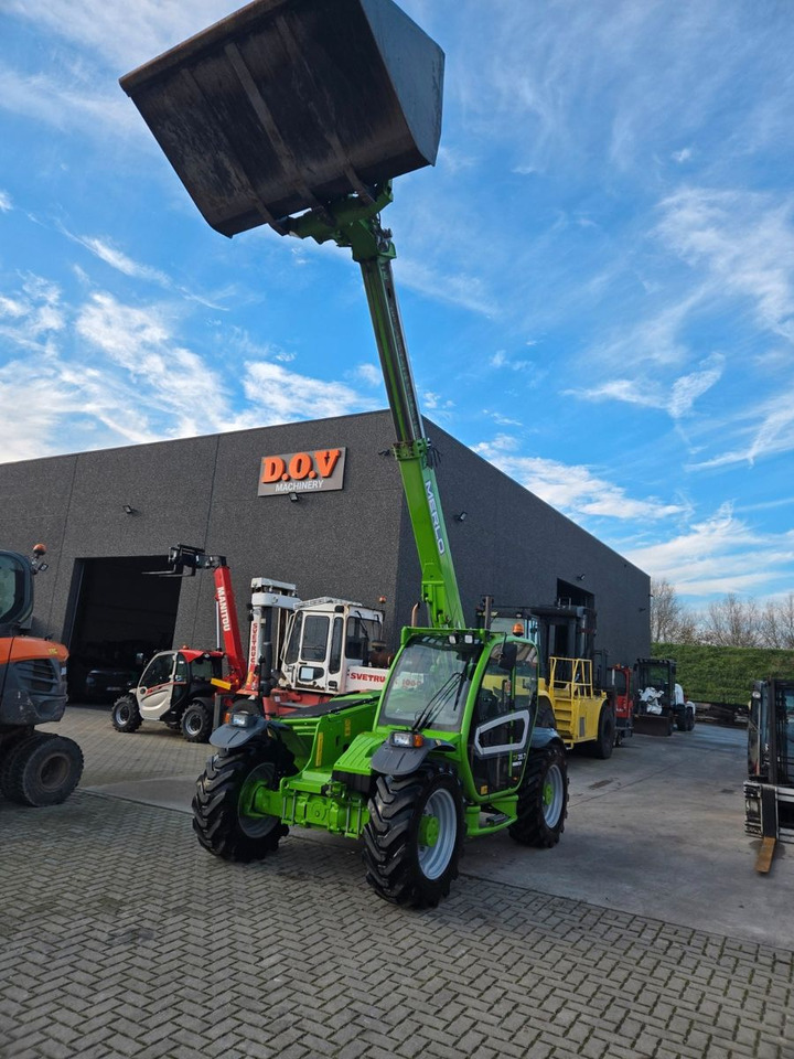Merlo TF35.7-140 - Телескопски ракувач: слика 5 Merlo TF35.7-140 - Телескопски ракувач: слика 5