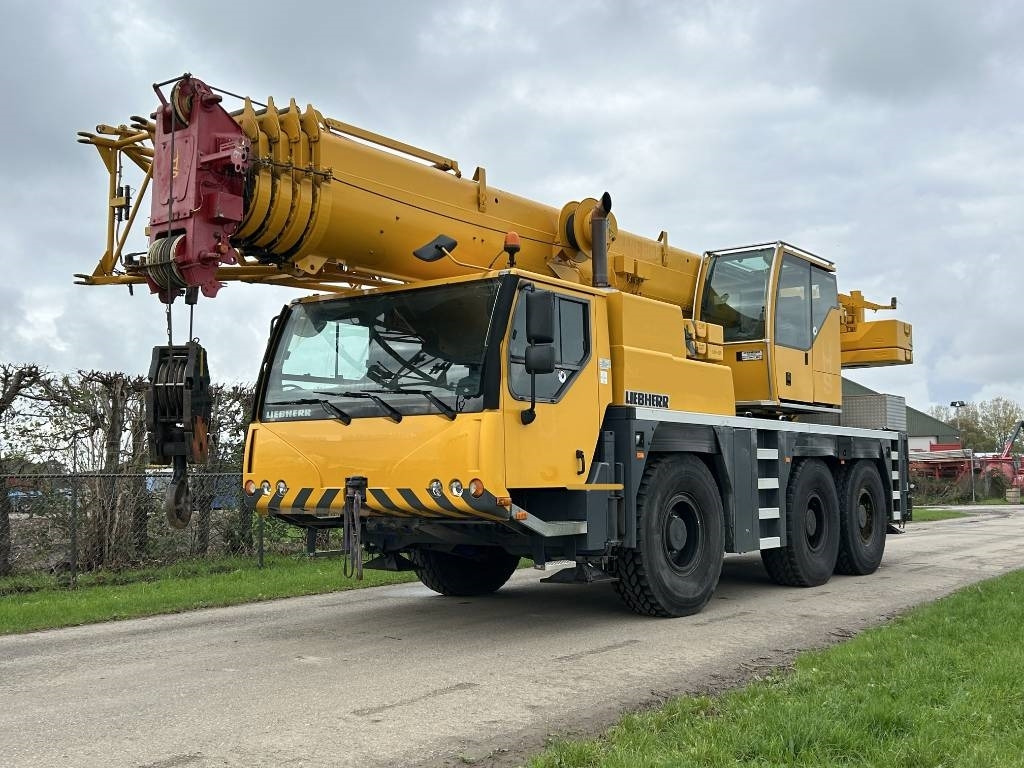 Liebherr LTM 1055-3.1  - Кран за секакви терени: слика 4 Liebherr LTM 1055-3.1  - Кран за секакви терени: слика 4