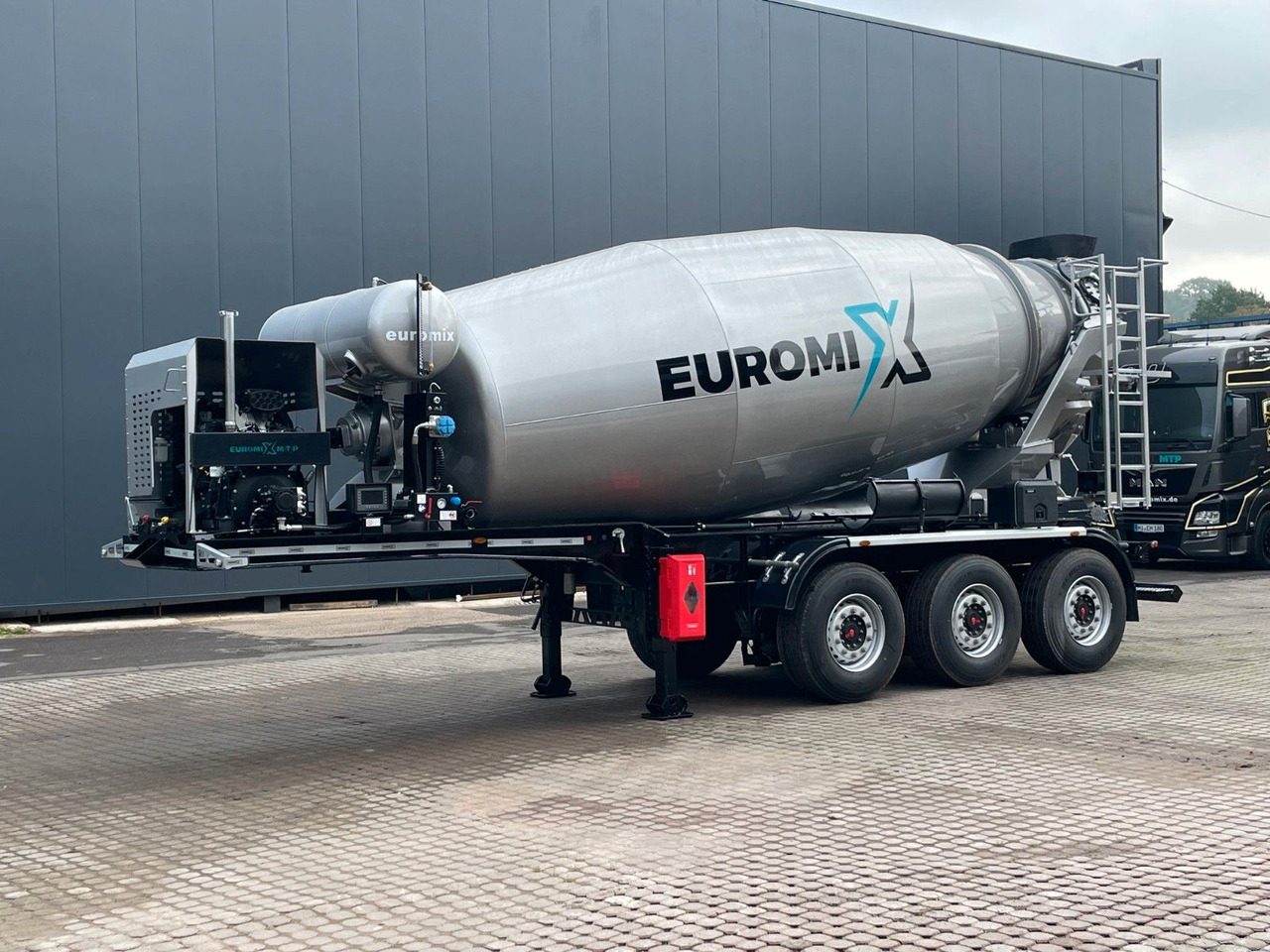 EUROMIX MTP - 12m³ Betonmischer-Auflieger - Камион миксер за бетон: слика 3 EUROMIX MTP - 12m³ Betonmischer-Auflieger - Камион миксер за бетон: слика 3