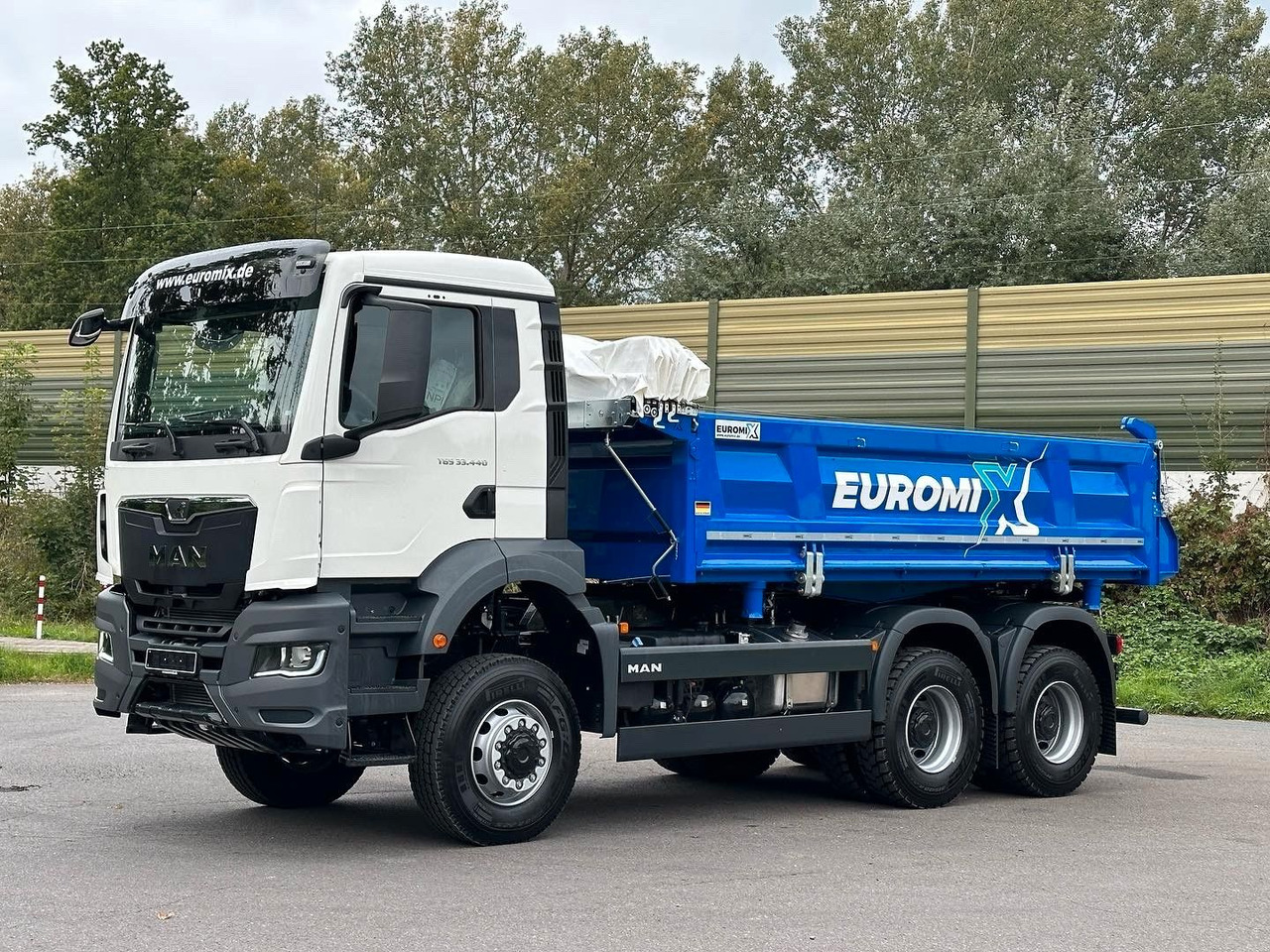 MAN TGS 33.440 6x6 /Euro6 3-Seiten-Kipper EuromixMTP - Кипер: слика 2 MAN TGS 33.440 6x6 /Euro6 3-Seiten-Kipper EuromixMTP - Кипер: слика 2