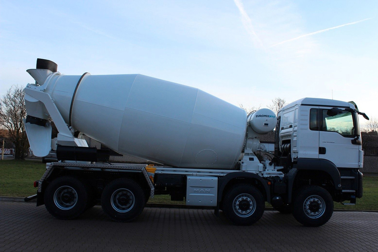 MAN TGS 37.480 8x8 EuromixMTP EM 10 L MAN TGS 37.480 8x8 EuromixMTP EM 10 L - Камион миксер за бетон: слика 4 MAN TGS 37.480 8x8 EuromixMTP EM 10 L MAN TGS 37.480 8x8 EuromixMTP EM 10 L - Камион миксер за бетон: слика 4