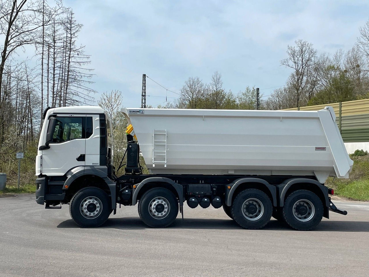 MAN TGS 41.400 8x4 / EUROMIX MTP 20m³/ EURO2 Kipper - Кипер: слика 4 MAN TGS 41.400 8x4 / EUROMIX MTP 20m³/ EURO2 Kipper - Кипер: слика 4