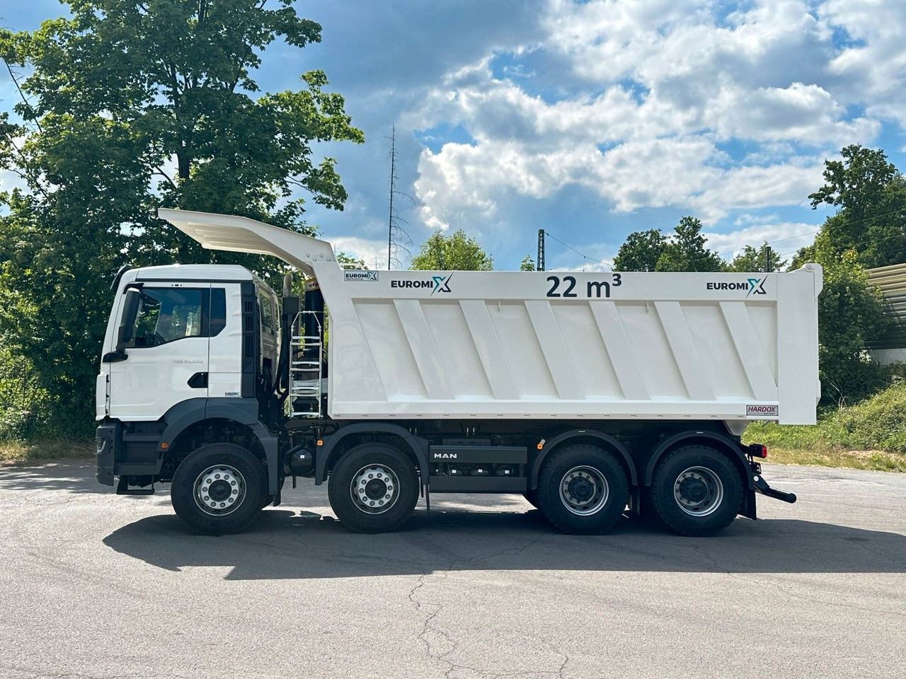 MAN TGS 41.400 8x4 / EUROMIX MTP 22m³/ Eckige Mulde - Кипер: слика 3 MAN TGS 41.400 8x4 / EUROMIX MTP 22m³/ Eckige Mulde - Кипер: слика 3