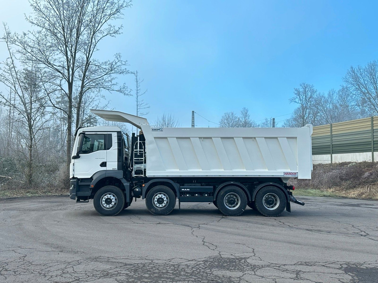 MAN TGS 41.400 8x4 / EUROMIX MTP 23m³/ Eckige Mulde - Кипер: слика 2 MAN TGS 41.400 8x4 / EUROMIX MTP 23m³/ Eckige Mulde - Кипер: слика 2