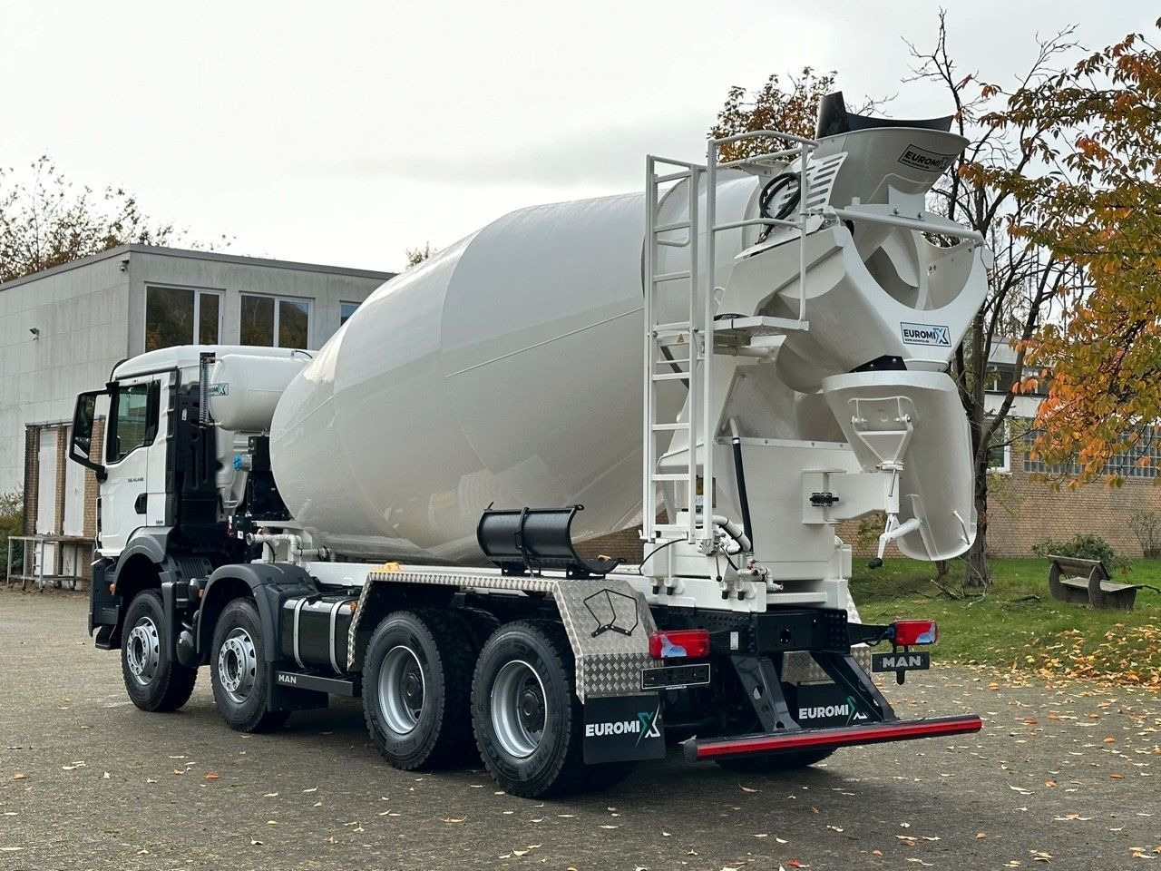 MAN TGS 41.440 8x4 /Euro6e Euromix EM 10 L - Камион миксер за бетон: слика 5 MAN TGS 41.440 8x4 /Euro6e Euromix EM 10 L - Камион миксер за бетон: слика 5