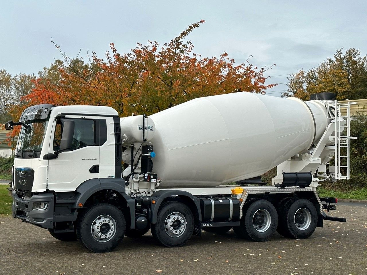 MAN TGS 41.440 8x4 /Euro6e Euromix EM 10 L - Камион миксер за бетон: слика 4 MAN TGS 41.440 8x4 /Euro6e Euromix EM 10 L - Камион миксер за бетон: слика 4