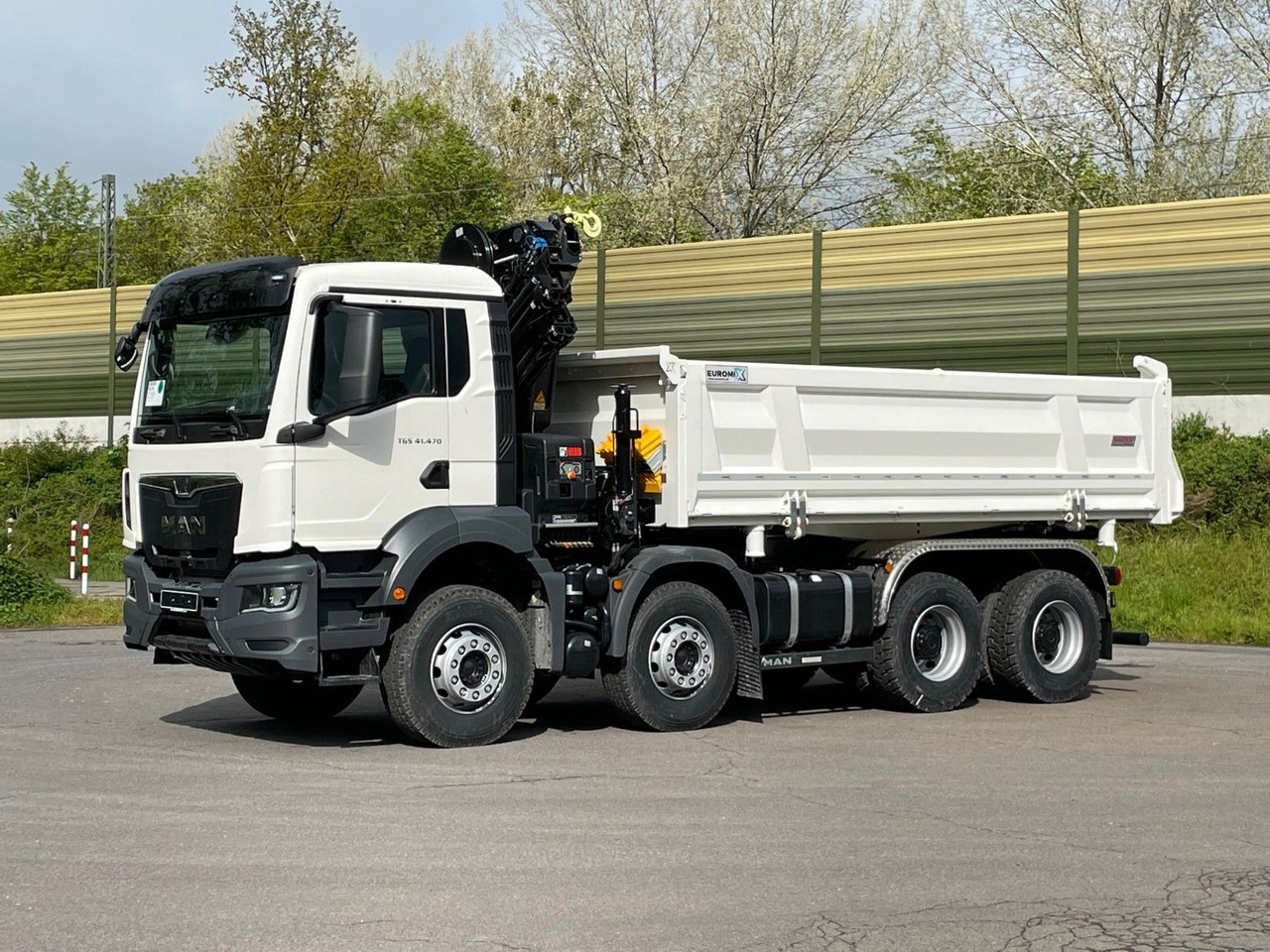 MAN TGS 41.480 8x4/Euro6e Euromix Kipper Hiab 228-6 - Кипер, Камион со кран: слика 3 MAN TGS 41.480 8x4/Euro6e Euromix Kipper Hiab 228-6 - Кипер, Камион со кран: слика 3