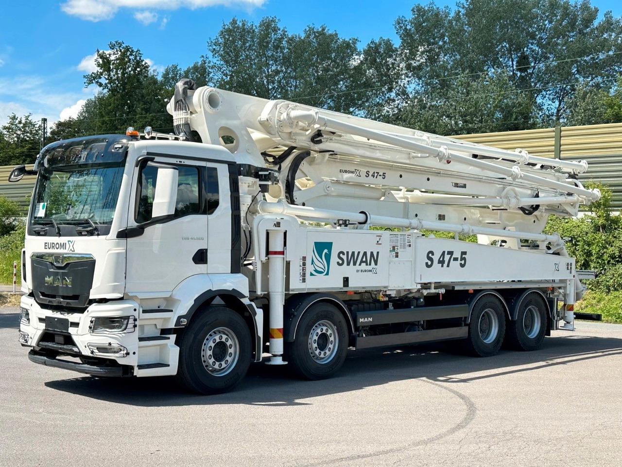 MAN TGS 41.520 8x4 SWAN TSP 47-5 160RZ ( 47m ) - Камион со бетонска пумпа: слика 2 MAN TGS 41.520 8x4 SWAN TSP 47-5 160RZ ( 47m ) - Камион со бетонска пумпа: слика 2