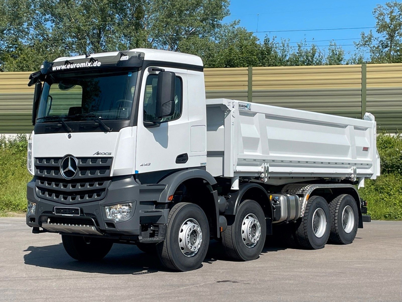 Mercedes-Benz 4145 8X4 Euromix EMT 3-Seiten-Kipper - Кипер: слика 1 Mercedes-Benz 4145 8X4 Euromix EMT 3-Seiten-Kipper - Кипер: слика 1