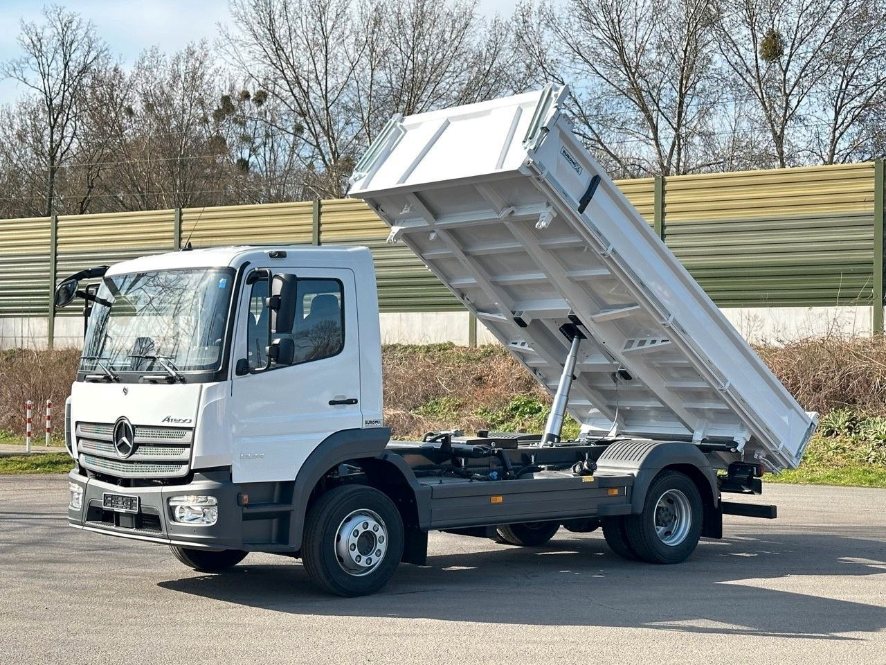 Mercedes-Benz Atego 1224 K EuromixMTP 3-Seiten-Kipper - Кипер: слика 1 Mercedes-Benz Atego 1224 K EuromixMTP 3-Seiten-Kipper - Кипер: слика 1