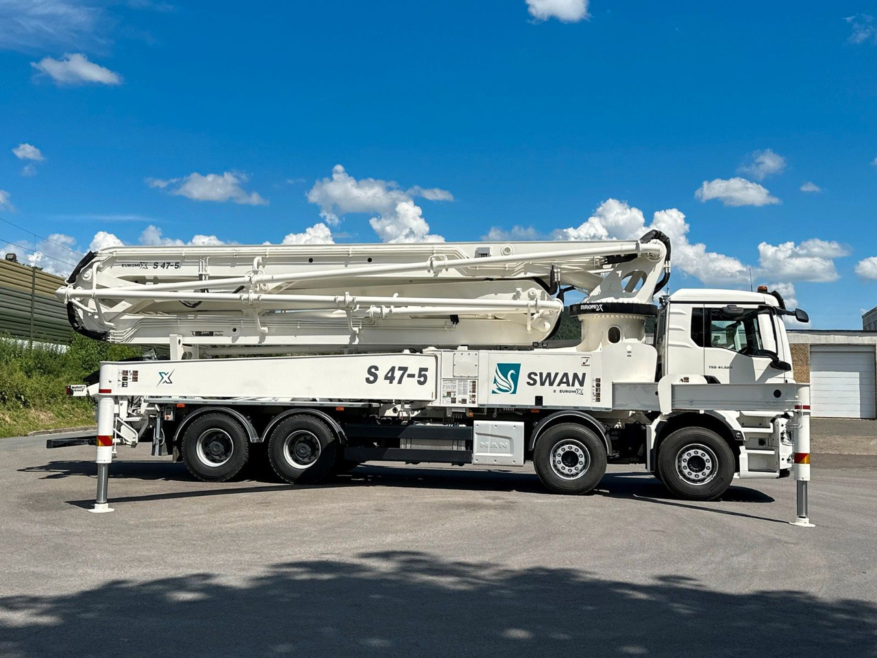 Volvo FMX 500 8x4 SWAN 47m Betonpumpe EuromixMTP - Камион со бетонска пумпа: слика 3 Volvo FMX 500 8x4 SWAN 47m Betonpumpe EuromixMTP - Камион со бетонска пумпа: слика 3