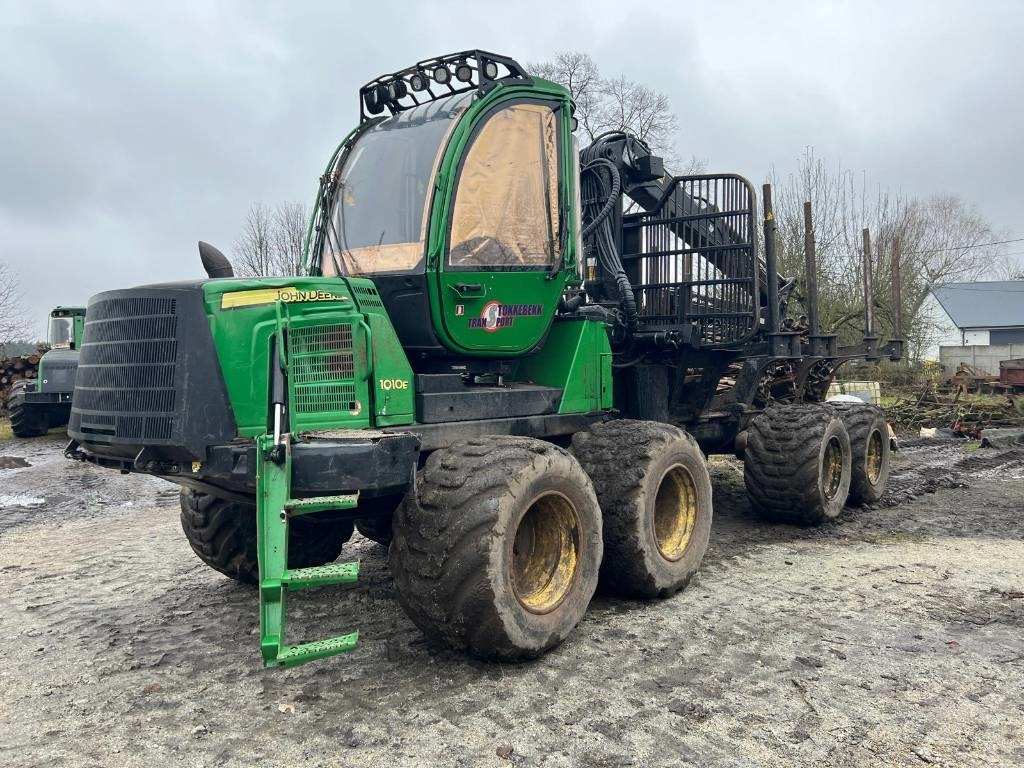 John Deere 1010 E - Пренесувач на стебла: слика 1 John Deere 1010 E - Пренесувач на стебла: слика 1