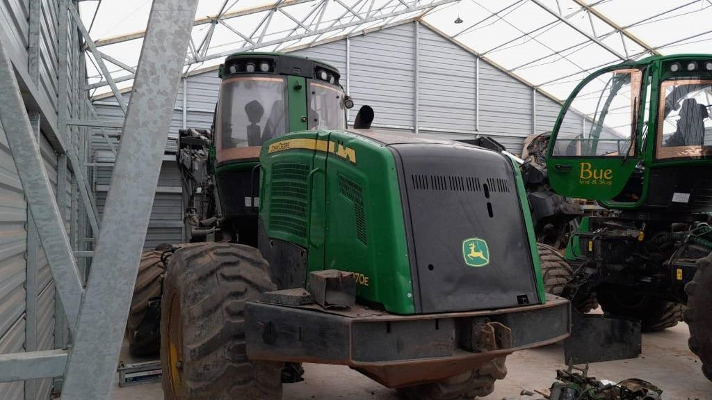 John Deere 1270 E - Шумски жнеач: слика 2 John Deere 1270 E - Шумски жнеач: слика 2