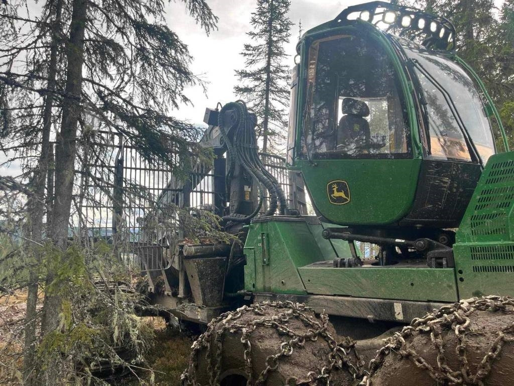 John Deere 1910G - Пренесувач на стебла: слика 3 John Deere 1910G - Пренесувач на стебла: слика 3