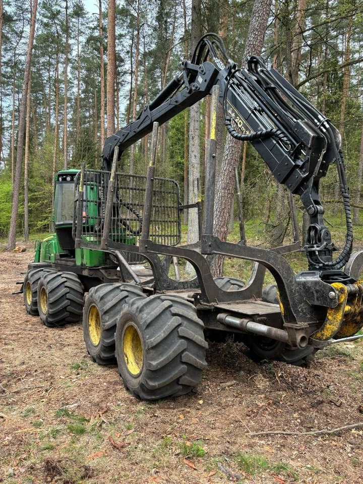 John Deere 810 E - Пренесувач на стебла: слика 5 John Deere 810 E - Пренесувач на стебла: слика 5