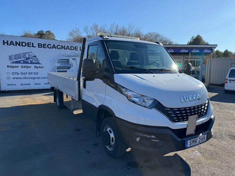 Iveco Daily 35C18, Flatbed + alu-side boards, 3.0TDi, 2022 - Камион со платформа: слика 1 Iveco Daily 35C18, Flatbed + alu-side boards, 3.0TDi, 2022 - Камион со платформа: слика 1