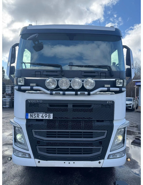 Volvo FH 500 8x4, Hook-lift, 2015 - Камион: слика 2 Volvo FH 500 8x4, Hook-lift, 2015 - Камион: слика 2