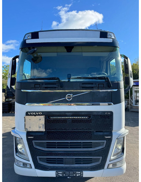 Volvo FH 540 8x2*4, ADR, Euro 6, Chassi (ex. Tank-truck), 2018 - Камион со кабинска шасија: слика 2 Volvo FH 540 8x2*4, ADR, Euro 6, Chassi (ex. Tank-truck), 2018 - Камион со кабинска шасија: слика 2