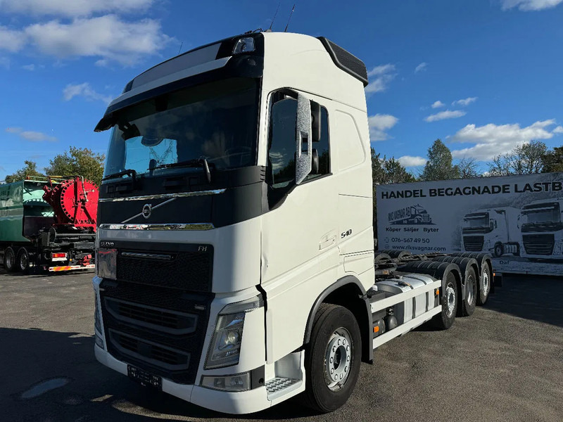 Volvo FH 540 8x2*4, ADR, Euro 6, Chassi (ex. Tank-truck), 2018 - Камион со кабинска шасија: слика 3 Volvo FH 540 8x2*4, ADR, Euro 6, Chassi (ex. Tank-truck), 2018 - Камион со кабинска шасија: слика 3