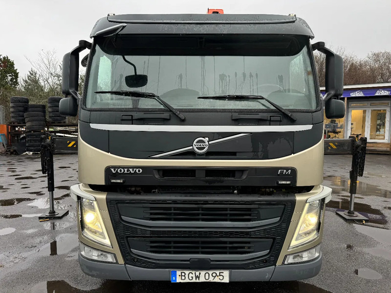 Volvo FM 11.330 4x2, Flatbed-truck with 18t/m Crane, 2014 - Камион со платформа, Камион со кран: слика 2 Volvo FM 11.330 4x2, Flatbed-truck with 18t/m Crane, 2014 - Камион со платформа, Камион со кран: слика 2