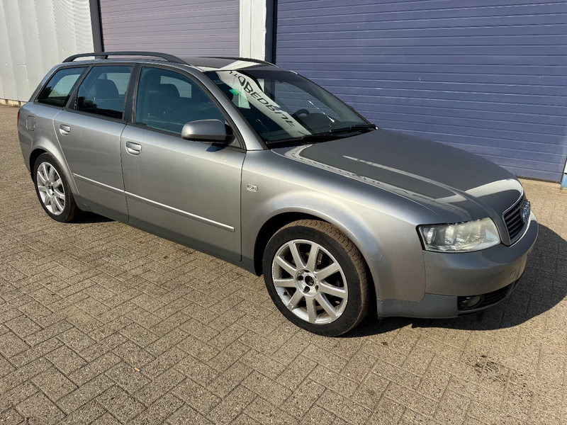 Audi A4 **1900TDI-AC** - Автомобил: слика 3 Audi A4 **1900TDI-AC** - Автомобил: слика 3