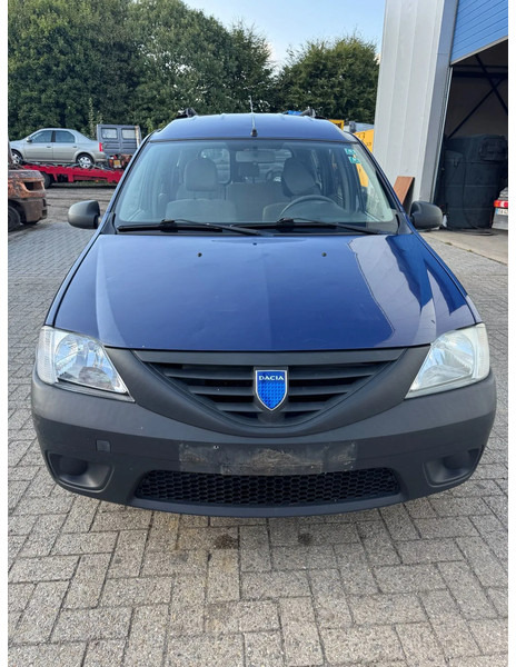 Dacia Logan **EURO 4** - Автомобил: слика 2 Dacia Logan **EURO 4** - Автомобил: слика 2