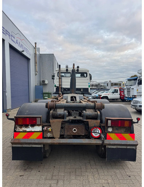 Камион со кука за подигање MAN 33.403 **BELGIAN TRUCK-FULL STEEL-MANUAL PUMP**: слика 10 Камион со кука за подигање MAN 33.403 **BELGIAN TRUCK-FULL STEEL-MANUAL PUMP**: слика 10