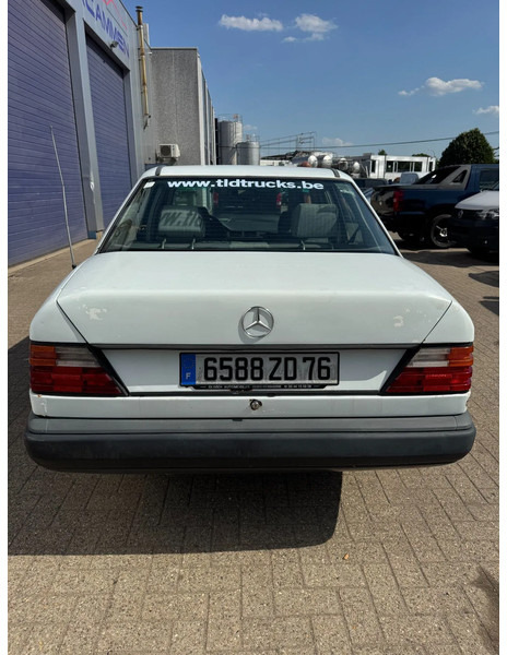 Mercedes-Benz 200-serie **W124-250D** - Седан: слика 5 Mercedes-Benz 200-serie **W124-250D** - Седан: слика 5