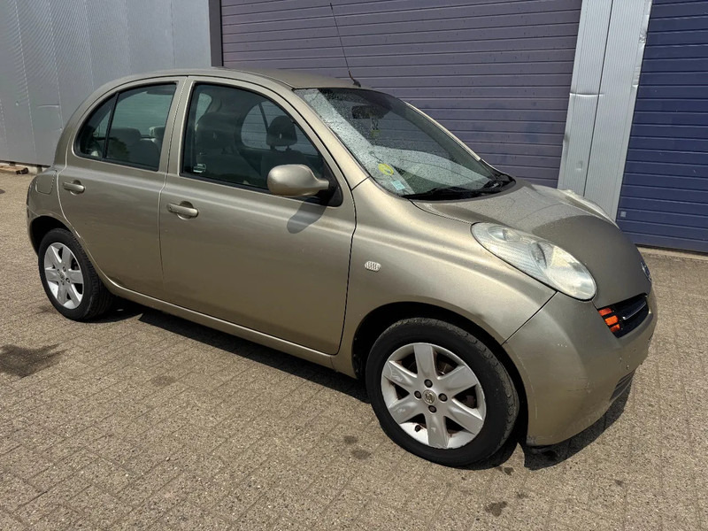 Nissan Micra **PETROL-ESSENCE-AIRCO** - Седан: слика 1 Nissan Micra **PETROL-ESSENCE-AIRCO** - Седан: слика 1