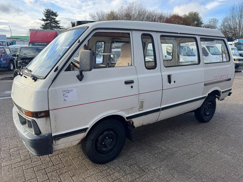 Nissan Vanette **DIESEL-FRANCH ORIGINE** - Мало комбе: слика 1 Nissan Vanette **DIESEL-FRANCH ORIGINE** - Мало комбе: слика 1