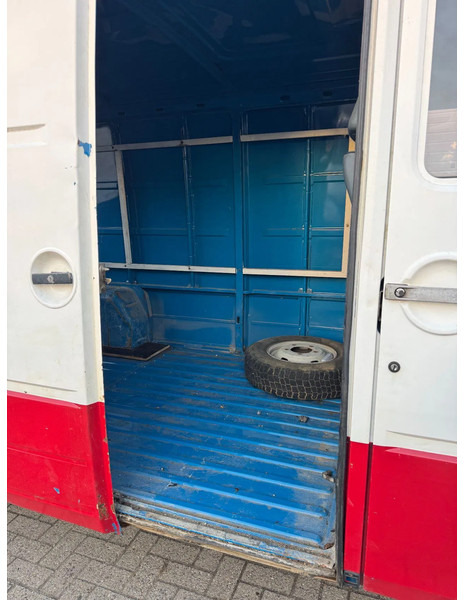 Renault Master **T35D-CAMIONETTE FRANCAIS** - Товарно комбе: слика 4 Renault Master **T35D-CAMIONETTE FRANCAIS** - Товарно комбе: слика 4