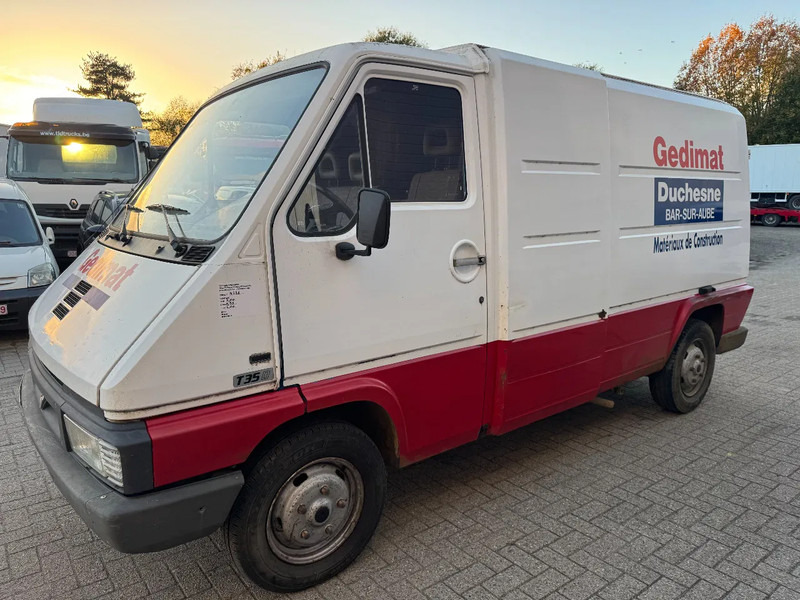 Renault Master **T35D-CAMIONETTE FRANCAIS** - Товарно комбе: слика 1 Renault Master **T35D-CAMIONETTE FRANCAIS** - Товарно комбе: слика 1