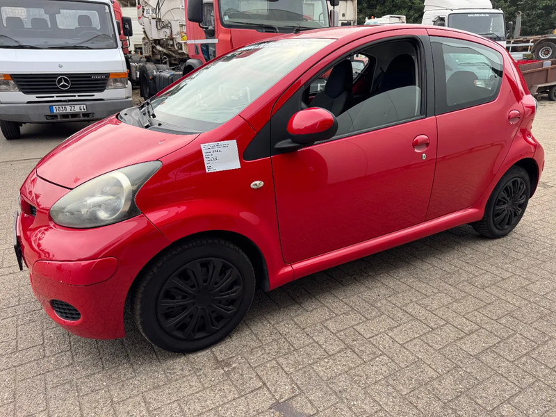 Toyota Aygo **5DOORS-BELGIAN CAR** - Хечбек: слика 1 Toyota Aygo **5DOORS-BELGIAN CAR** - Хечбек: слика 1