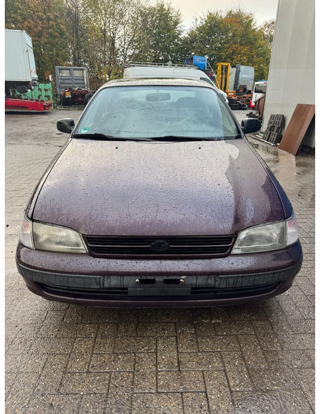 Toyota Carina E **2.0 PETROL-ESSENCE** - Седан: слика 2 Toyota Carina E **2.0 PETROL-ESSENCE** - Седан: слика 2