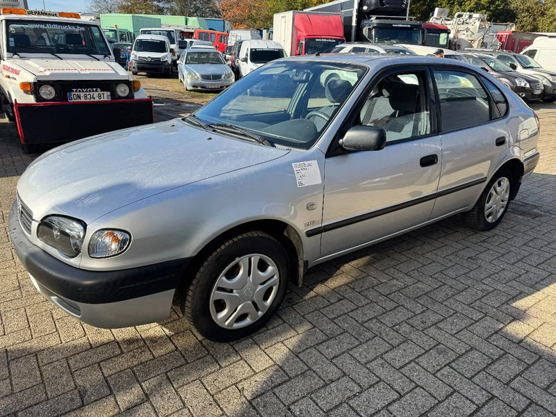 Toyota Corolla **BELGIAN CAR-PETROL** - Седан: слика 1 Toyota Corolla **BELGIAN CAR-PETROL** - Седан: слика 1