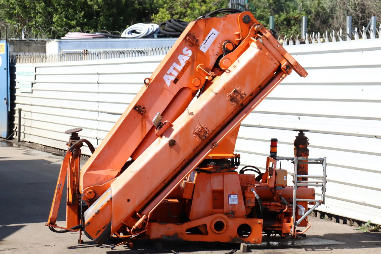 ATLAS 225.2 A2 KNUCKLEBOOM LOADER CRANE (2004) - Кран за натоварување: слика 3 ATLAS 225.2 A2 KNUCKLEBOOM LOADER CRANE (2004) - Кран за натоварување: слика 3